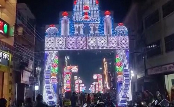 In 2021 Durga puja, People are ‘Concerned’ about Covid but not ‘Panicked’ like last year : Survey In 2021 Durga puja, People are ‘Concerned’ about Covid but not ‘Panicked’ like last year : Survey
